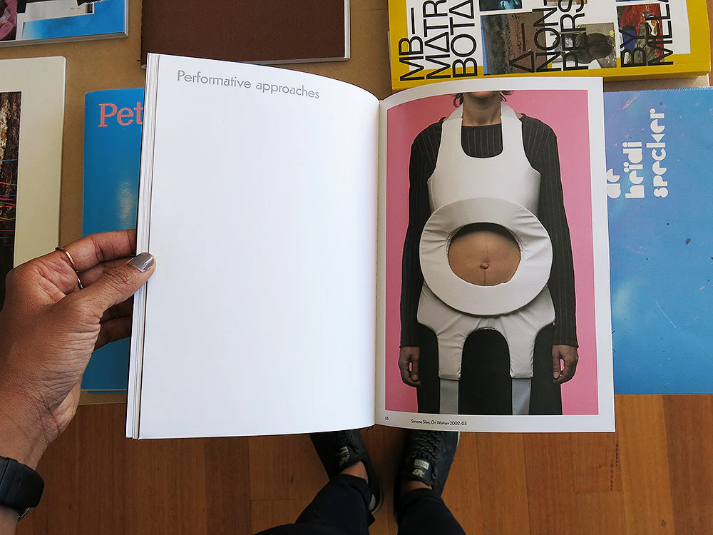 Fabrik: conceptual, minimalist, and performative approaches to textiles - Image 6