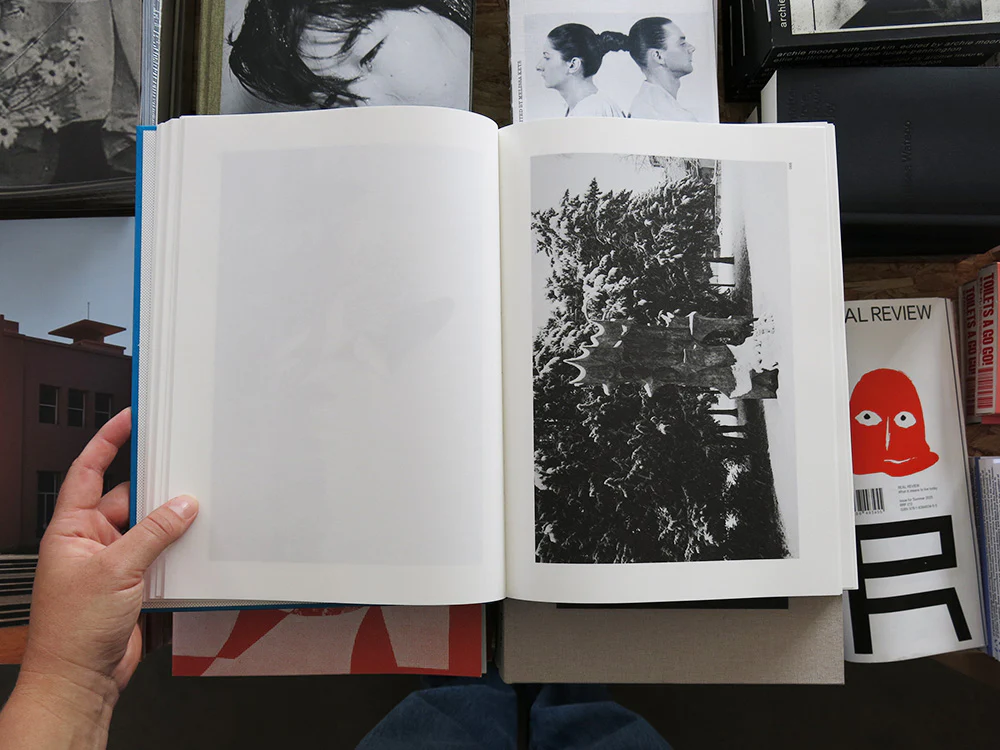 Jan Kempenaers – Memorials - Image 5