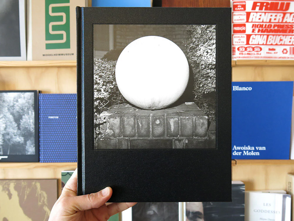 Kevin Lear - A Glass Darkly