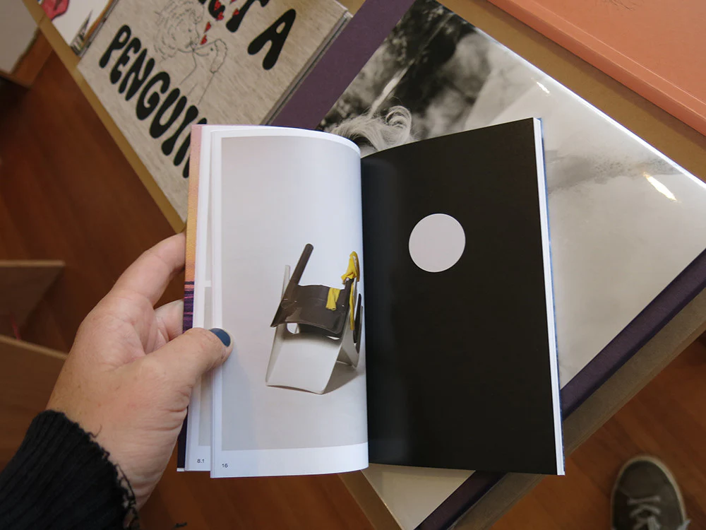 Lucas Maassen & Margriet Craens: The Chair Affair - Image 3