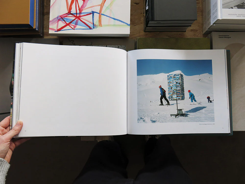 Martin Parr – Small World - Image 8