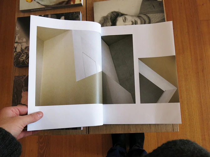 Olaf Nicolai, Heidi Specker - Le pigment de la lumière - Image 2