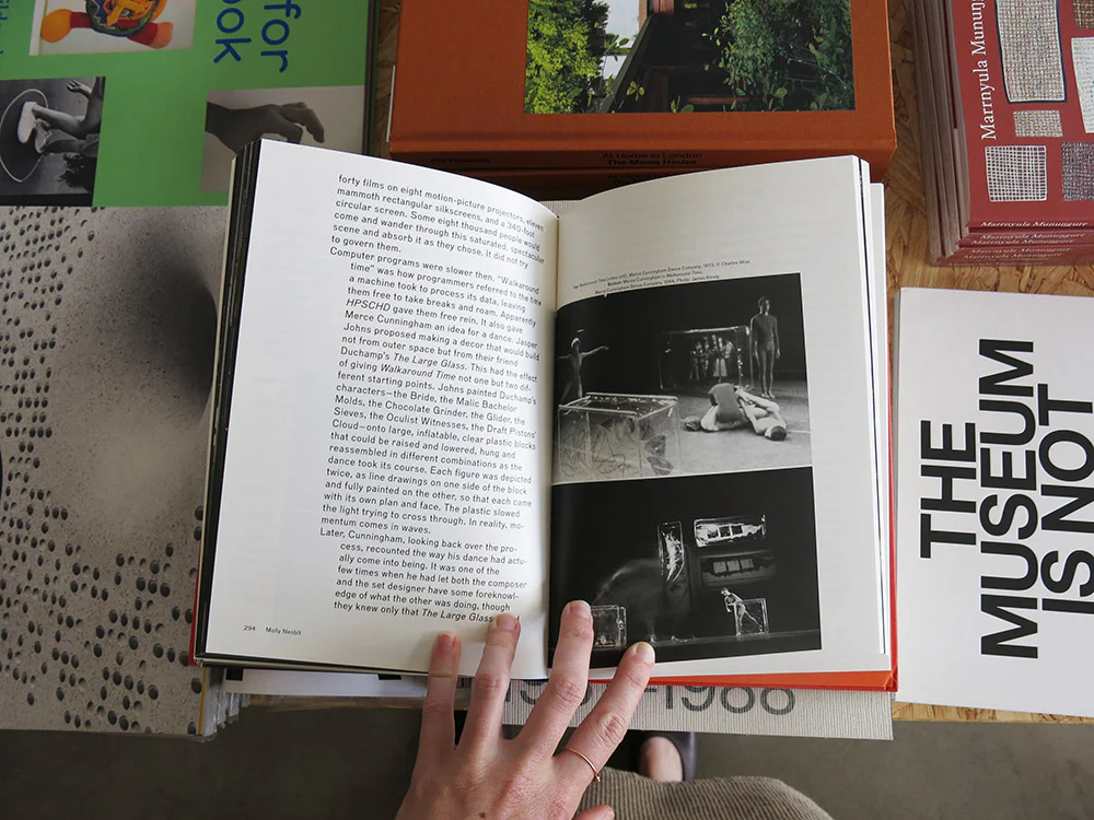Philippe Parreno: H {N)Y P N(Y} OSIS / Hypothesis - Image 10