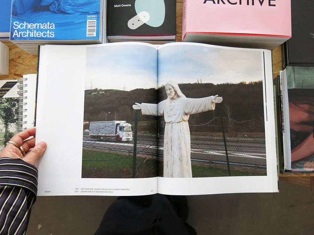 The Valley: An Archaeology in Photographs - Image 3