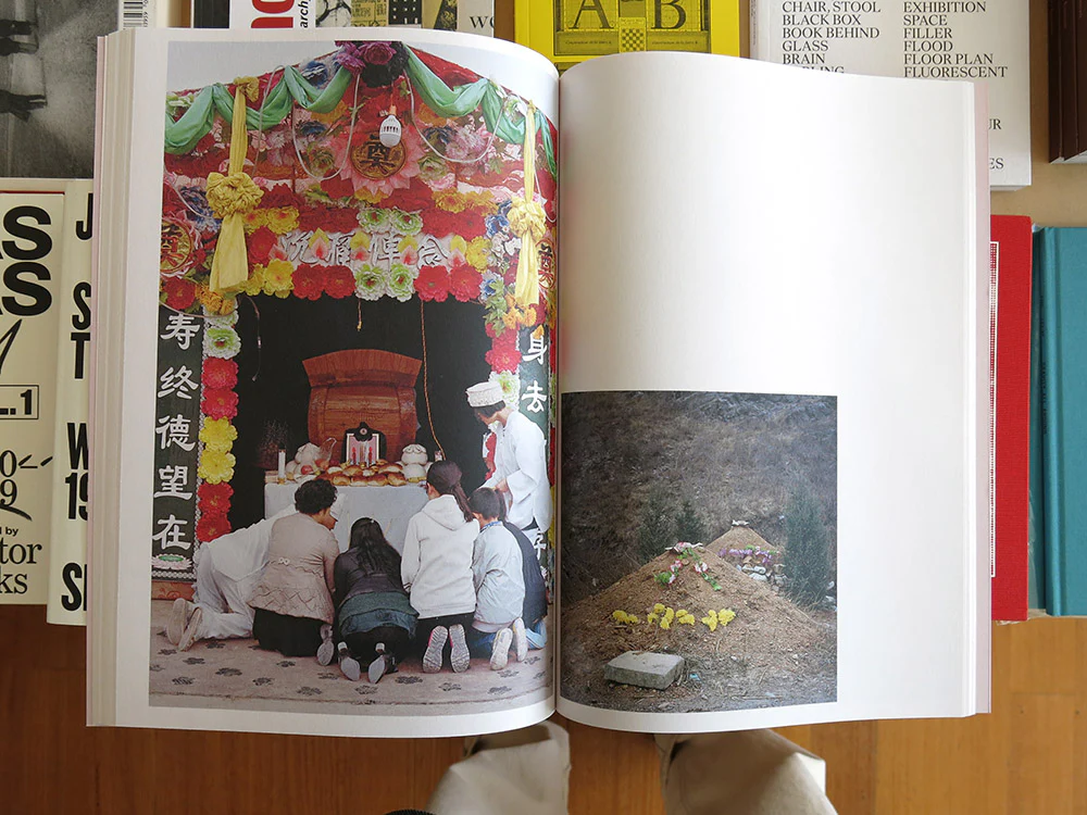 Xiaoxiao Xu – Watering my Horse by a Spring at the Foot of the Long Wall - Image 7
